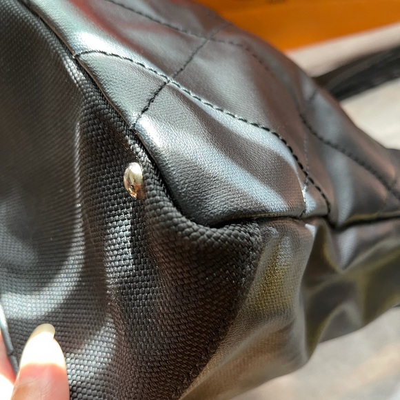 Chanel tote 👜 - Picture 10 of 16